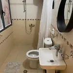 21 Dhjetori Apartment *