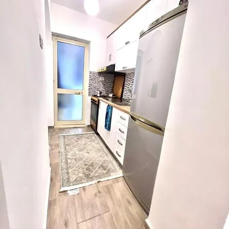 Apartamento 21 Dhjetori *